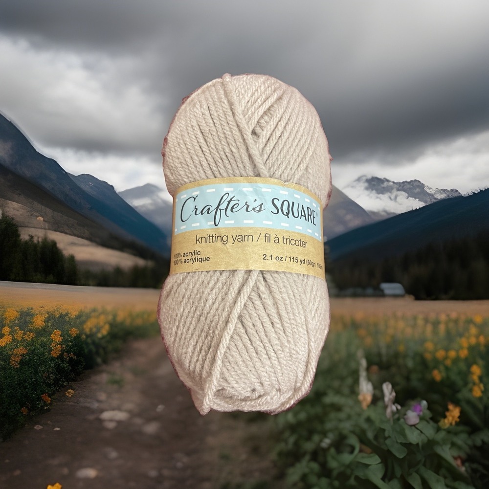 Crafters Square‎ Knitting Yarn 2.1 Ounce Made In Turkey Acrylic Sku# 339222 2107
